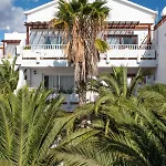 The Colors House, 636 Sea View & 513 Garden View *