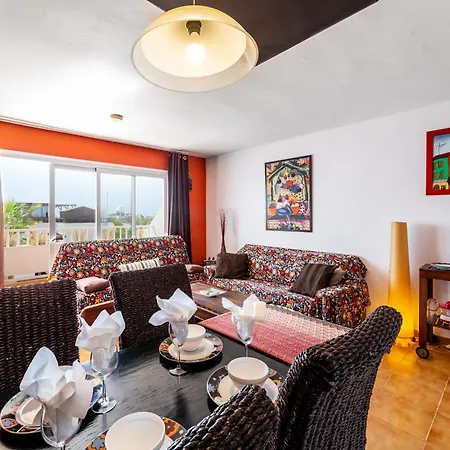 The Colors House, 636 Sea View & 513 Garden View