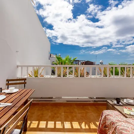 The Colors House, 636 Sea View & 513 Garden View Daire *