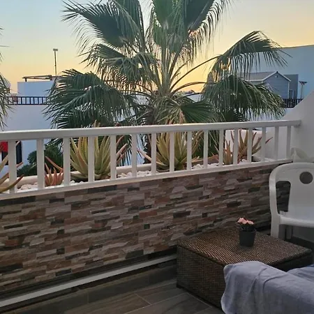 The Colors House, 636 Sea View & 513 Garden View קוסטה טגוויסה