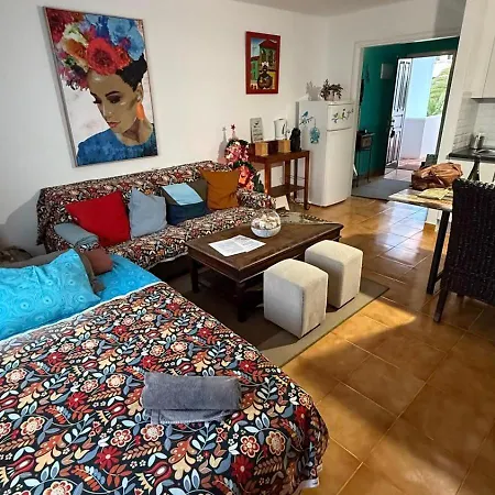 The Colors House, 636 Sea View & 513 Garden View Appartement