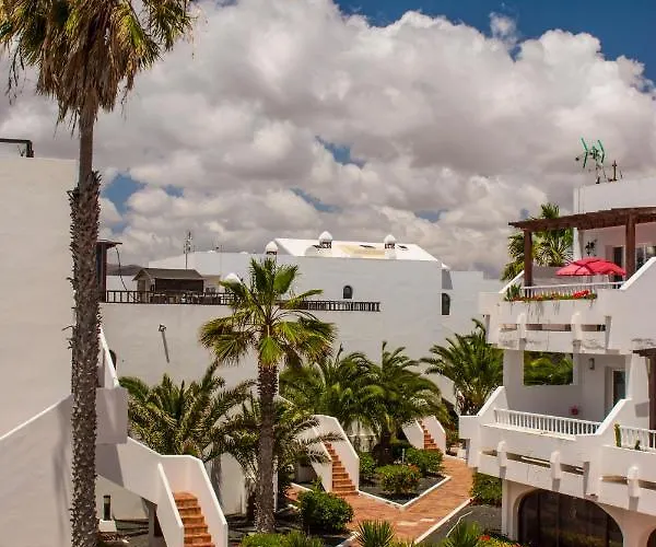 The Colors House, 636 Sea View & 513 Garden View Apartament Costa Teguise