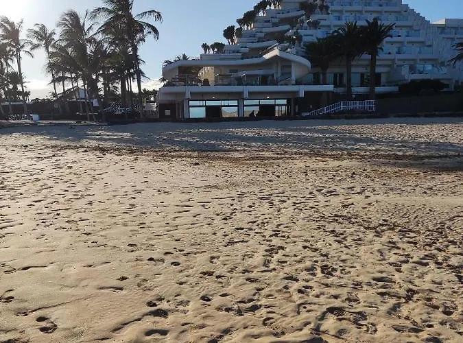 The Colors House, 636 Sea View & 513 Garden View * Costa Teguise