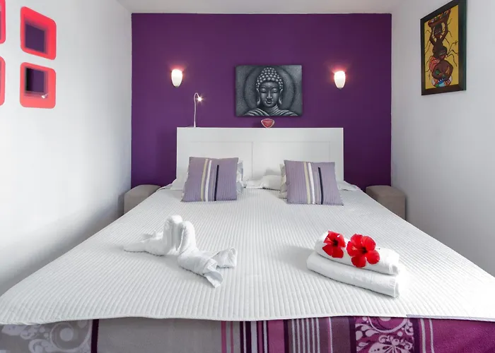 Apartman The Colors House, 636 Sea View & 513 Garden View *