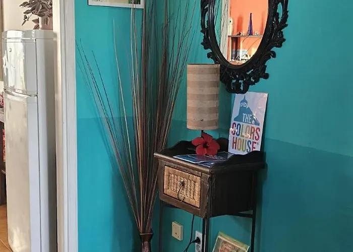 The Colors House, 636 Sea View & 513 Garden View *