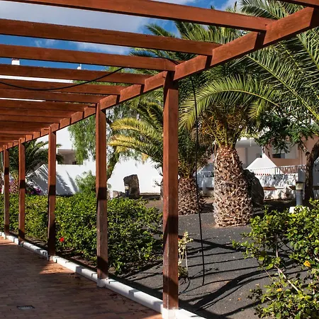 The Colors House, 636 Sea View & 513 Garden View * Costa Teguise