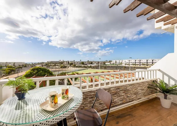 The Colors House, 636 Sea View & 513 Garden View * Costa Teguise