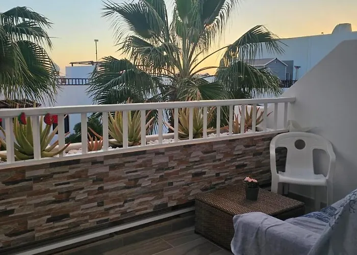 The Colors House, 636 Sea View & 513 Garden View Costa Teguise